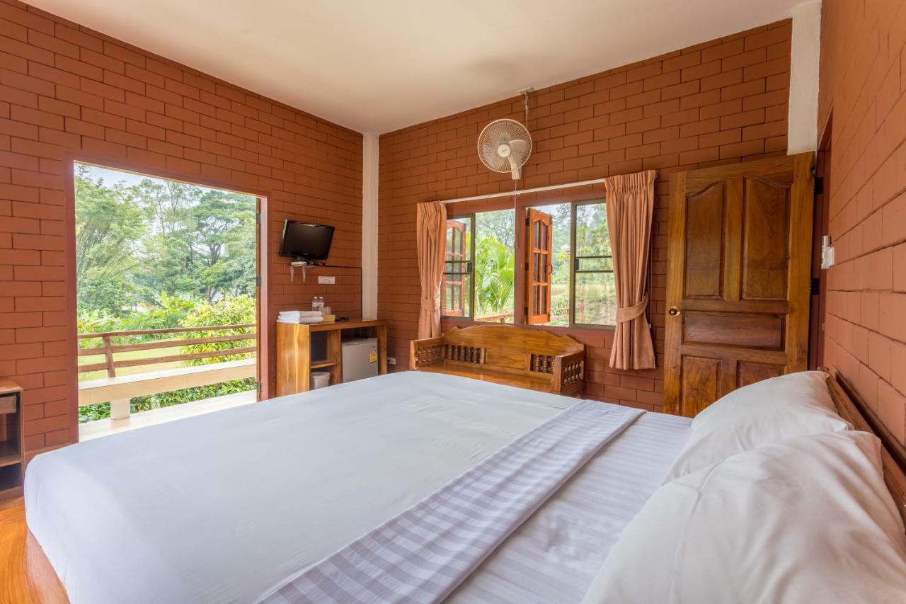 Guest house Saen Kam *