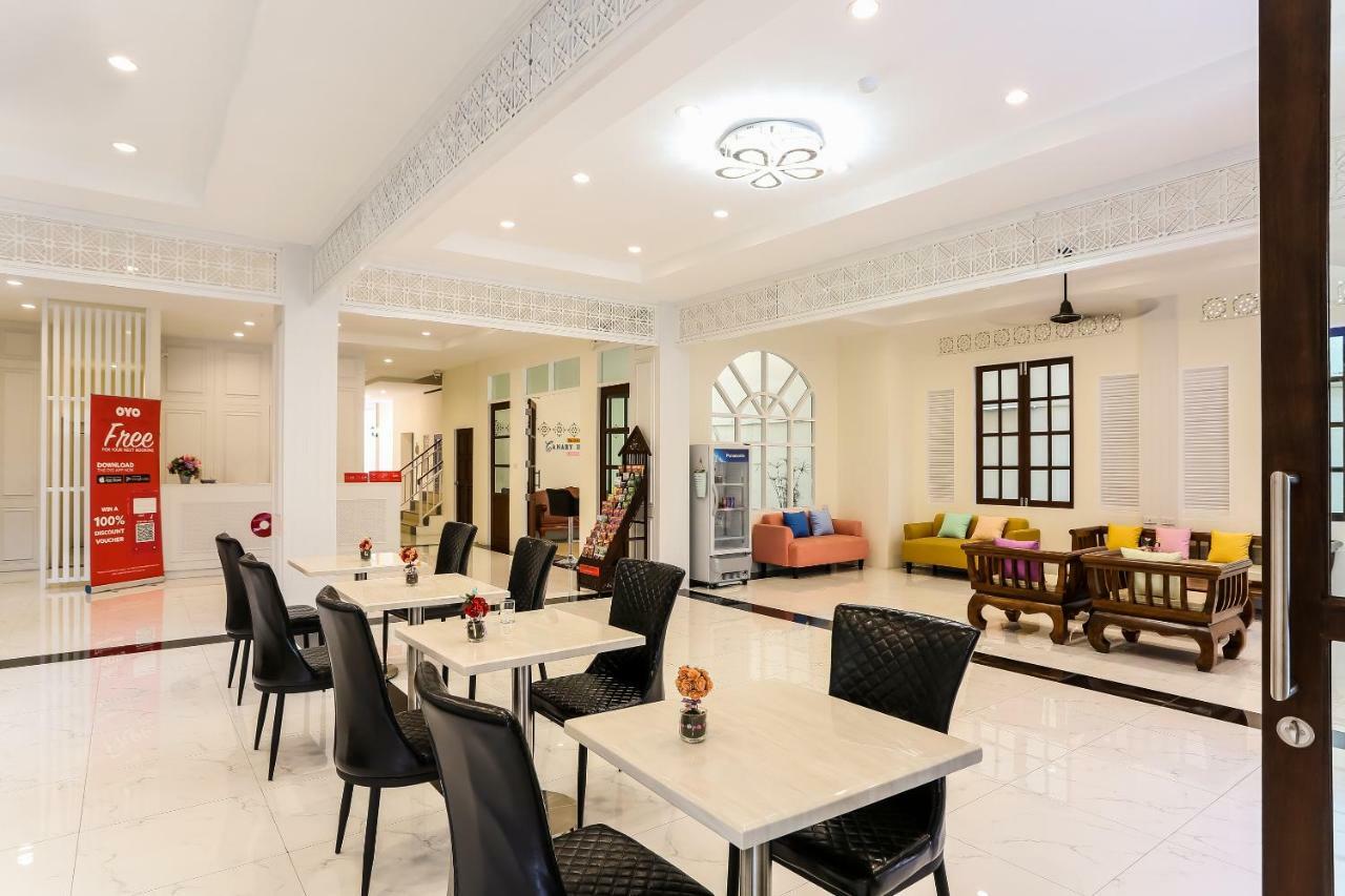 Canary House Rachawong คานารี่ เฮ้าส์ ราชวงศ์ Hotel 3*