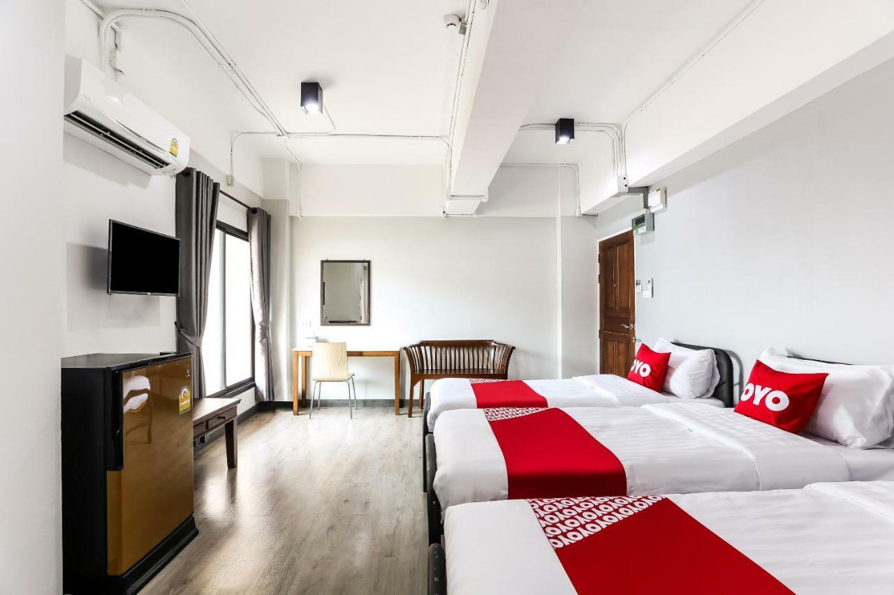 Canary House Rachawong คานารี่ เฮ้าส์ ราชวงศ์ Hotel