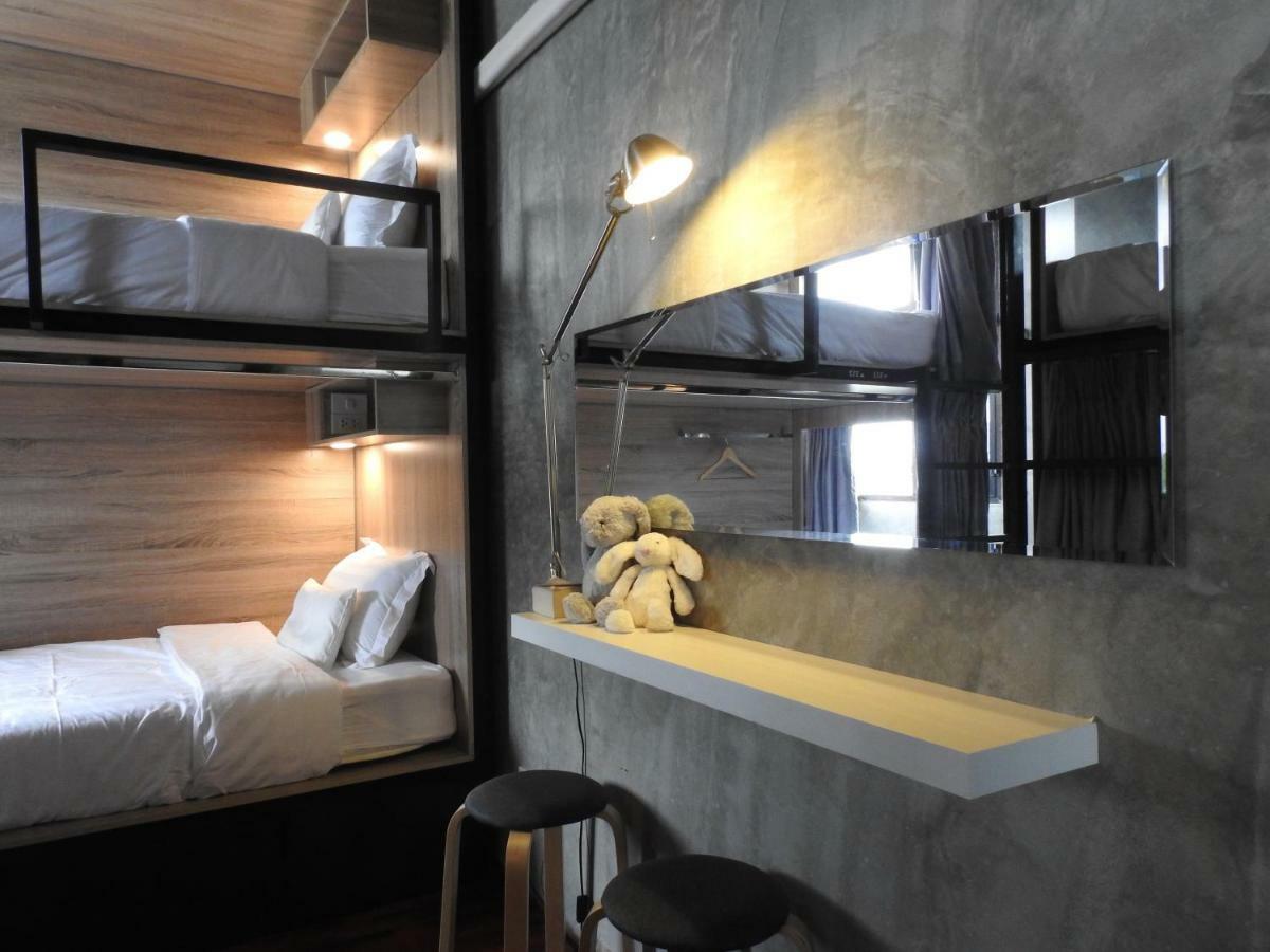 Hostel To Bed Poshtel *