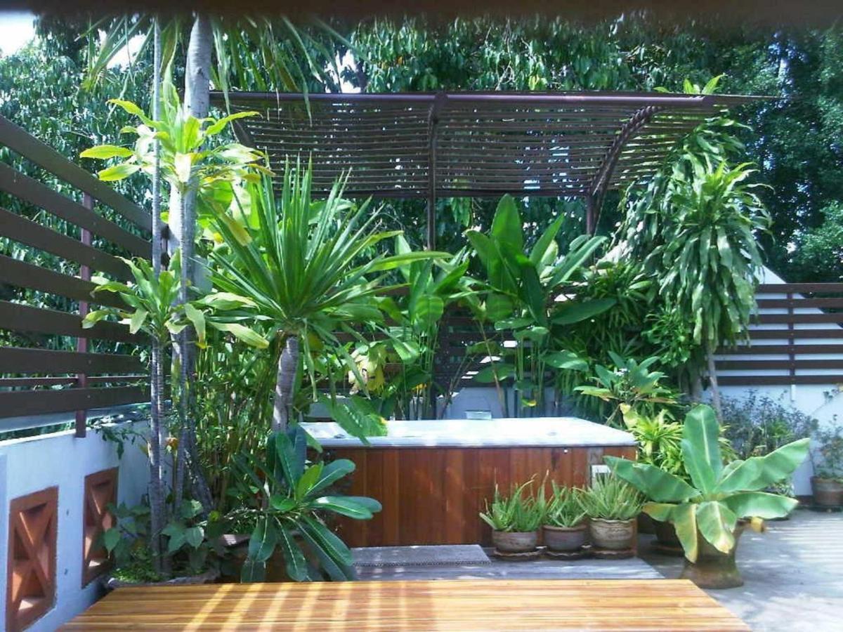 Junior House