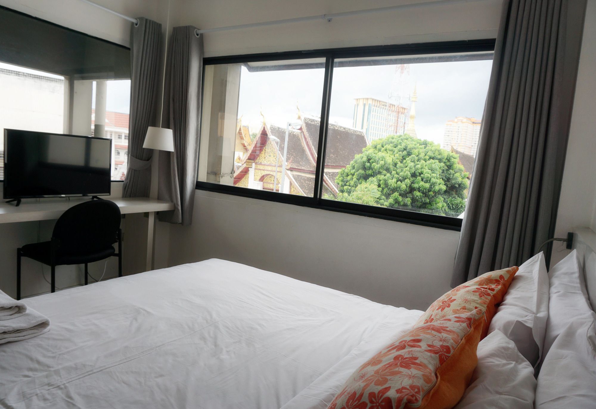 Hotel 202 House