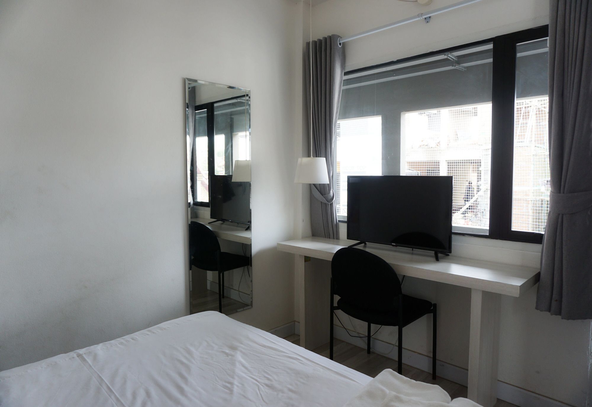 Hotel 202 House