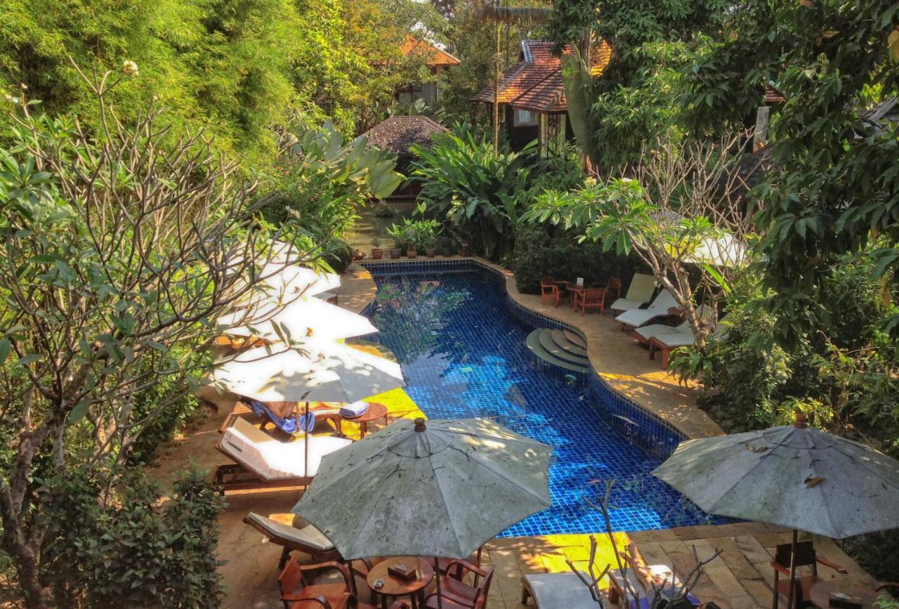 Ban Sabai Village & Resort