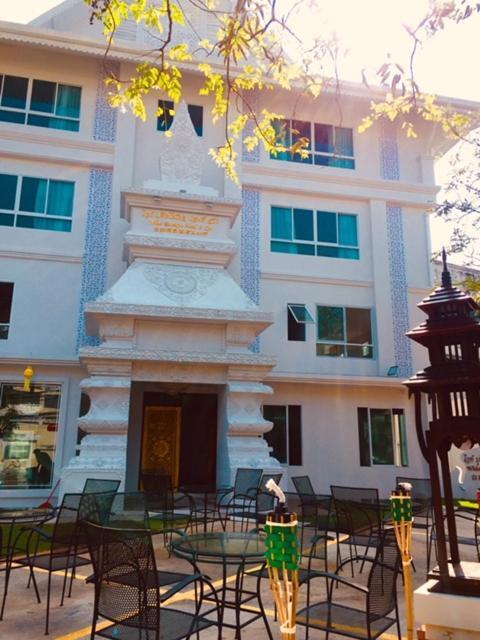 Hotel White Boutique And