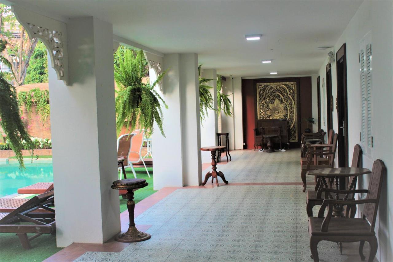 White Boutique And Chiang Mai