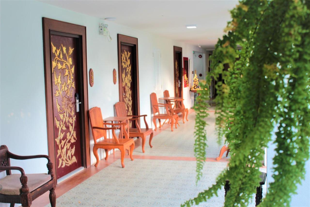 White Boutique And 4* Chiang Mai