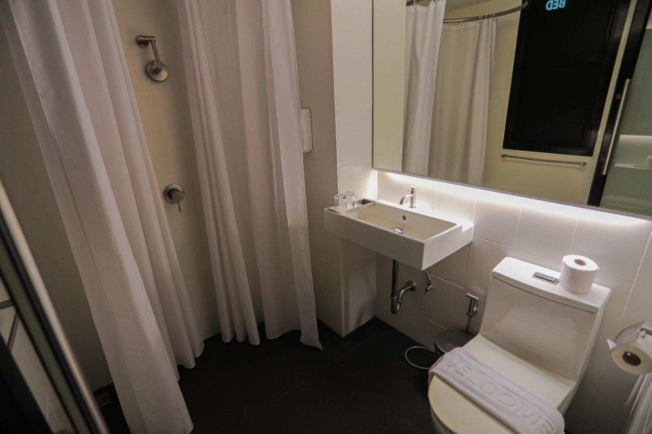 Hotel Bed Phrasingh-Adults Only Chiang Mai